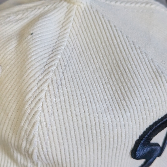 New Era Cream and Black SD Logo Cap - Picture 3 of 6